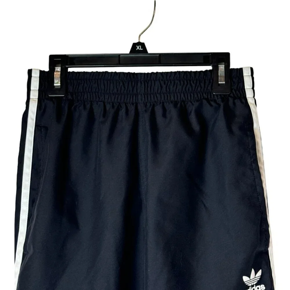 adidas black white